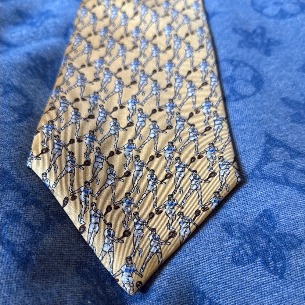 Ralph Lauren Men's Gold Patterned 100% Silk Tie EUC